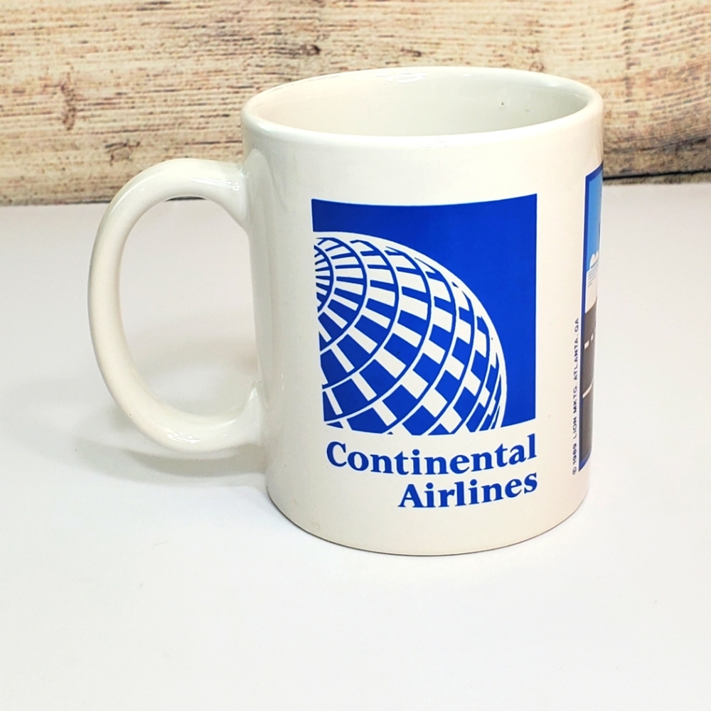 Vintage Continental Airlines 1989 coffee mug